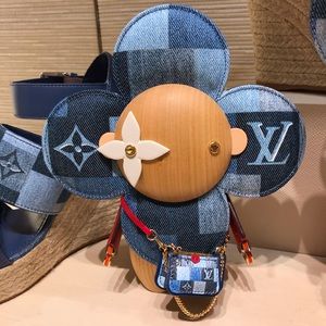 Meet your Posher, An